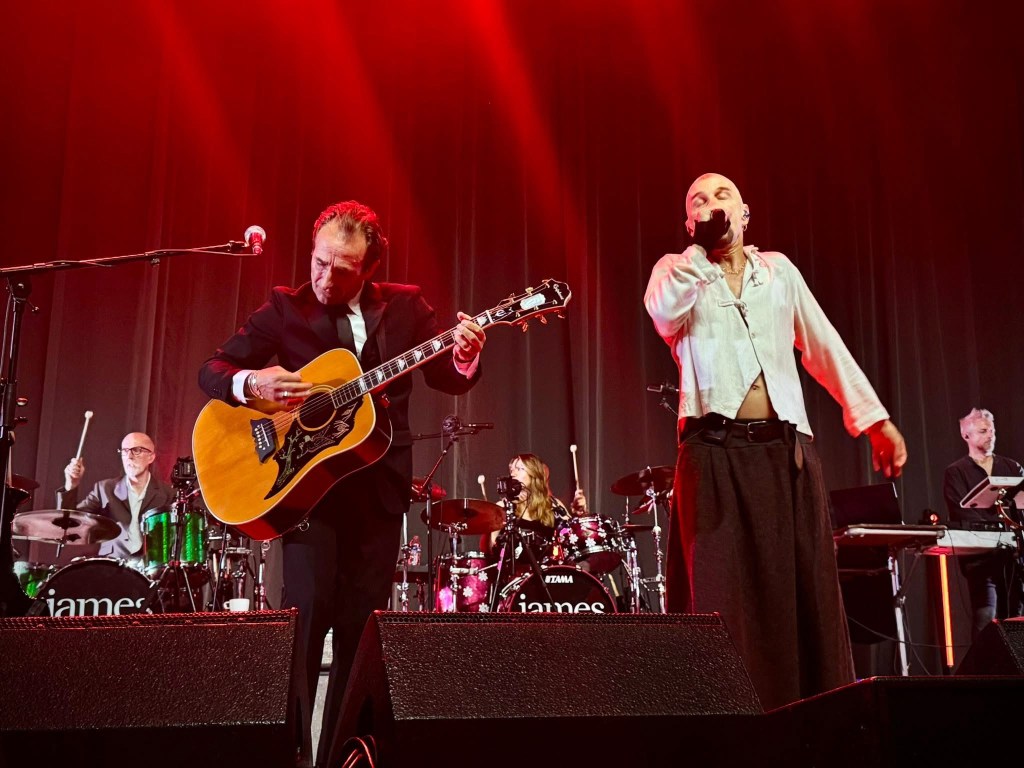 REVIEW: James – Majestic Theatre, Detroit&nbsp;(18/09/2025)